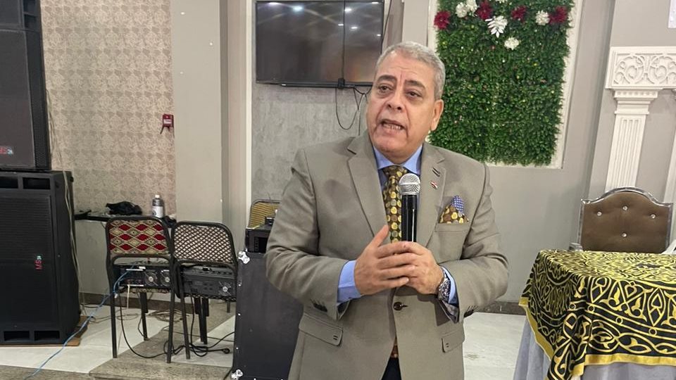 اللواء اشرف عبد العزيز  مساعد رئيس حزب الحركة الوطنية 