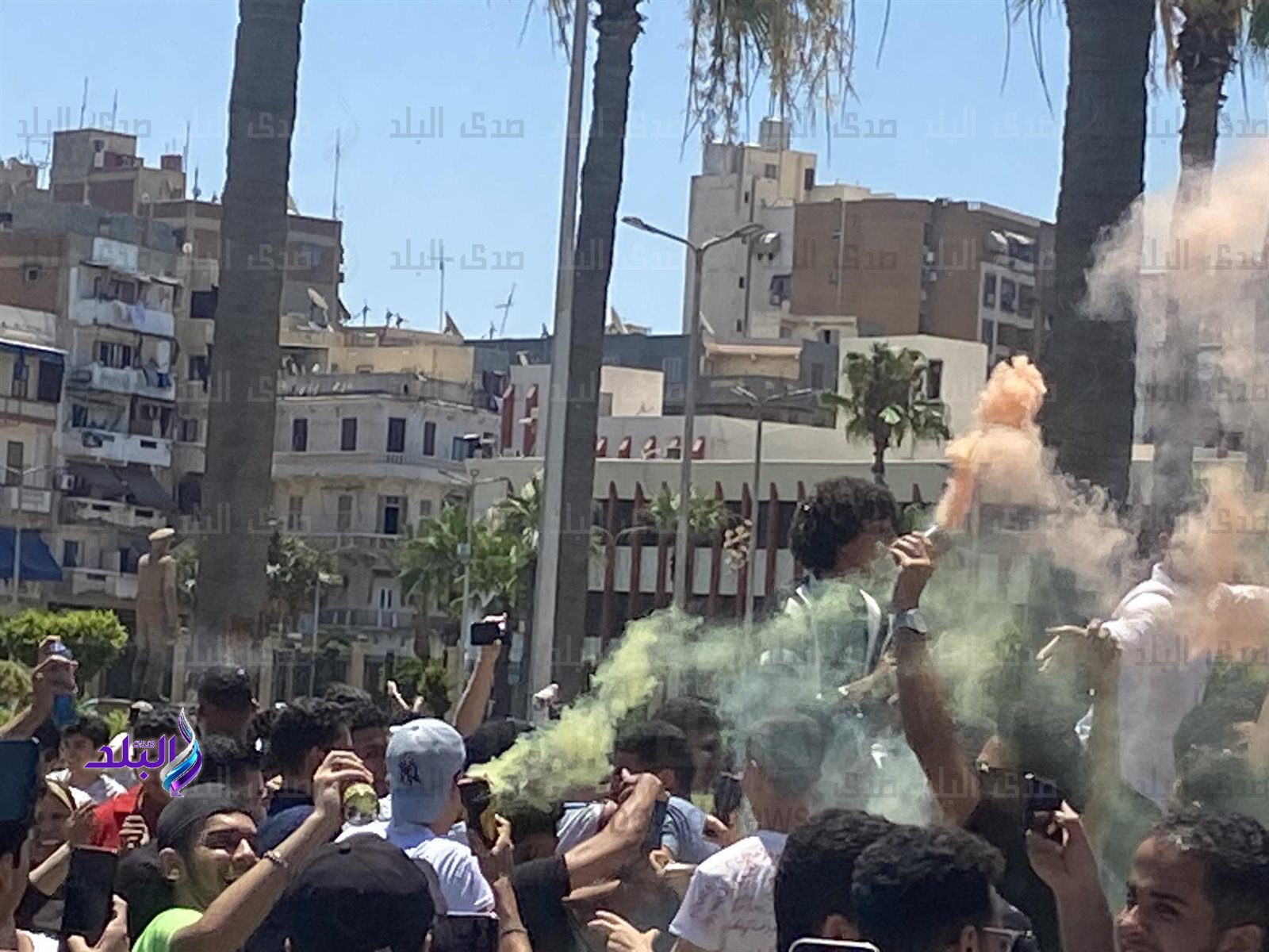 received_1525518761558634