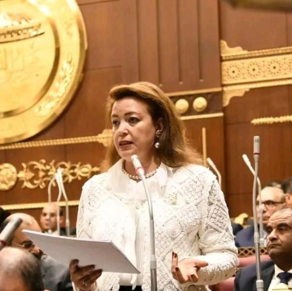  الدكتورة سماء سليمان 