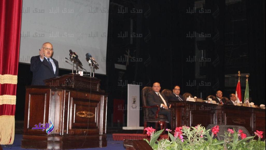 جامعة القاهرة 