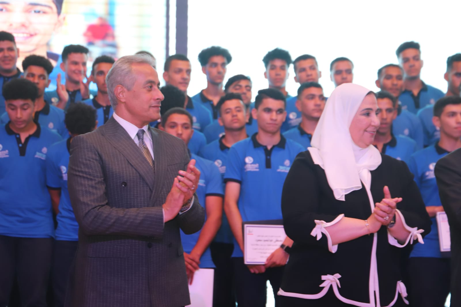 وزير العمل 