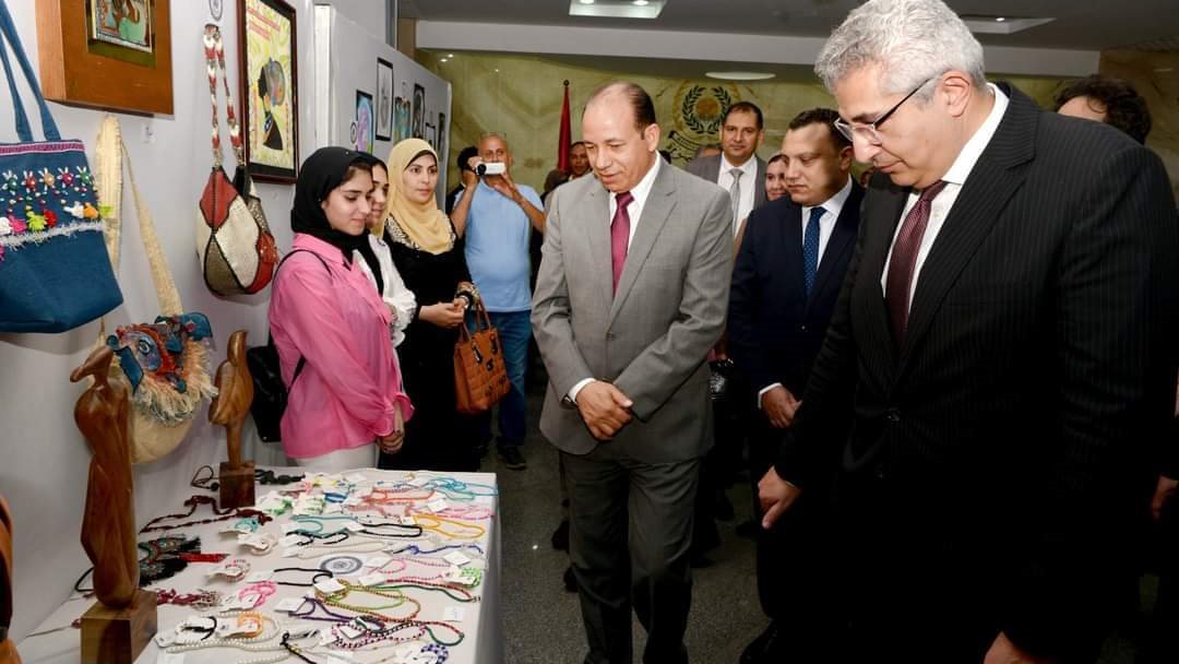 جامعة المنيا تشارك في حياة كريمة 