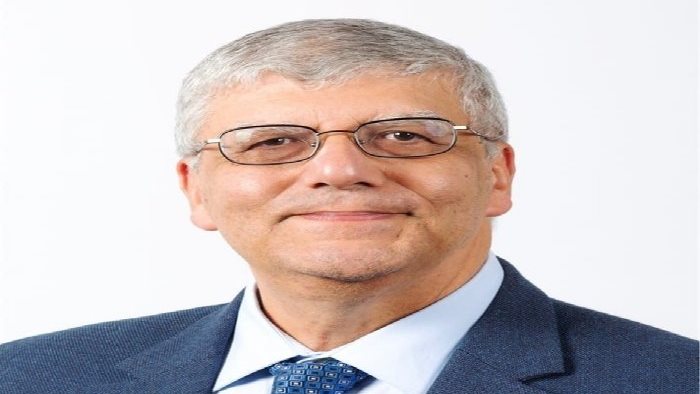 الدكتور عمرو عدلي