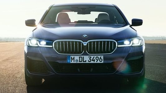 BMW الفئة الخامسة موديل 2023 