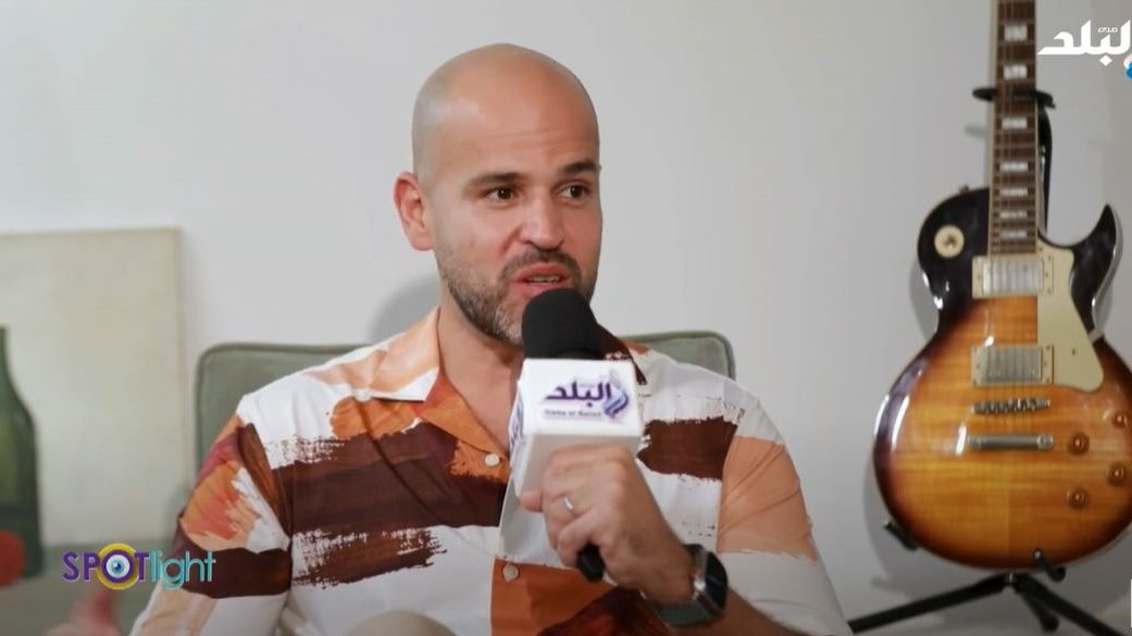 أبو