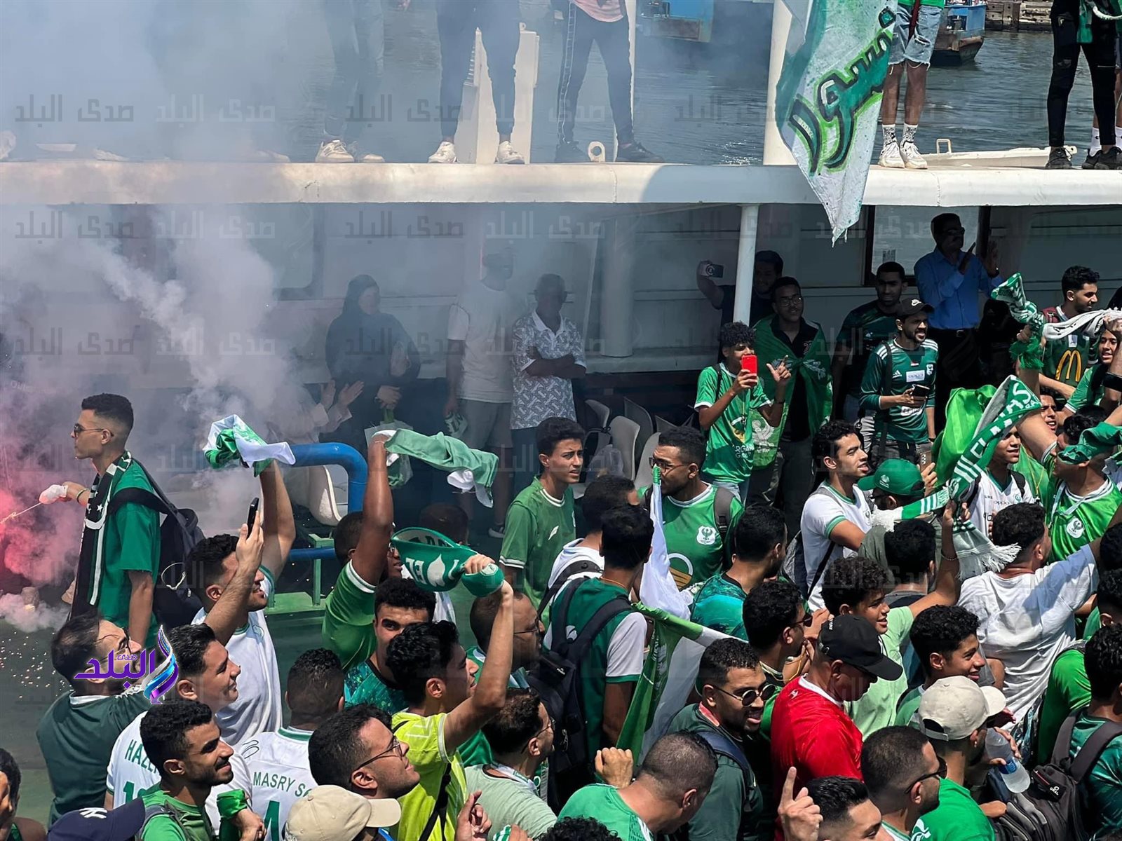 received_1443742779710449