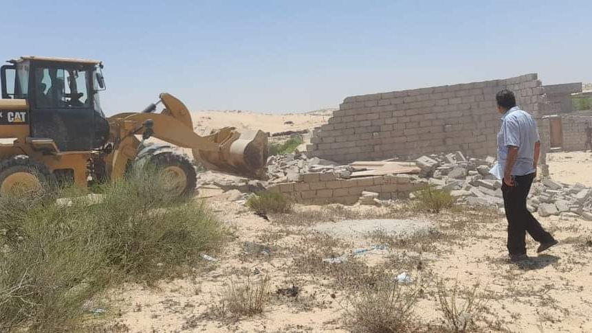 حملة إزالة للمباني المخالفة بالعريش
