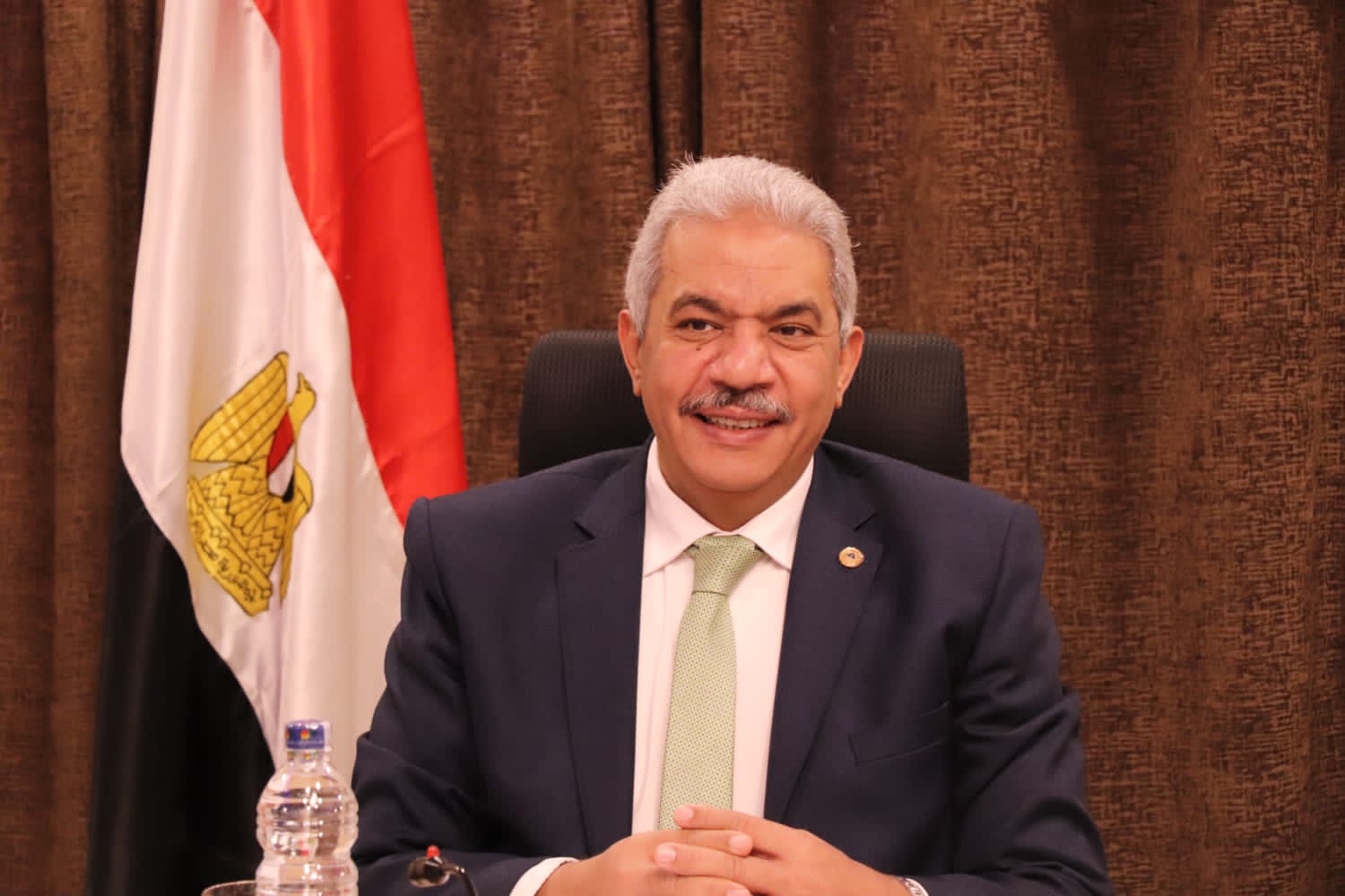 الدكتور محمود صديق