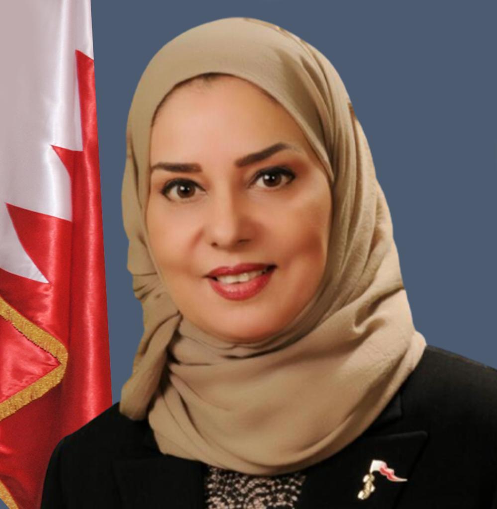 السفيرة فوزية زينل