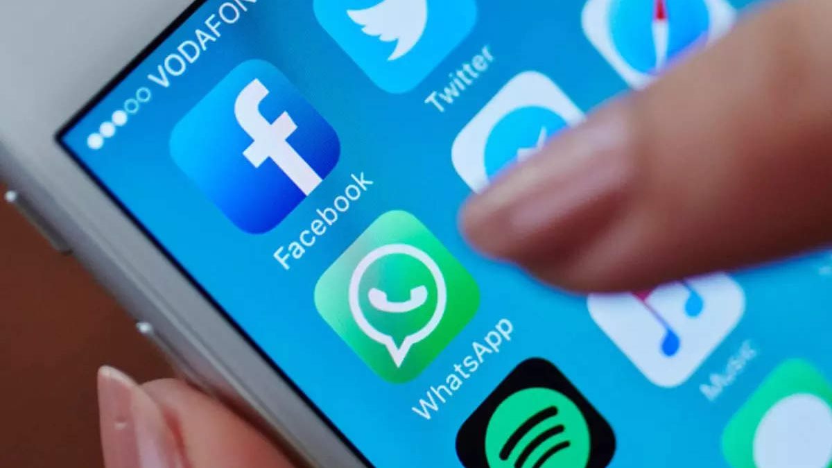 ميزة جديدة في واتساب هتقلب جروبات الأعياد ميلاد والأفراح