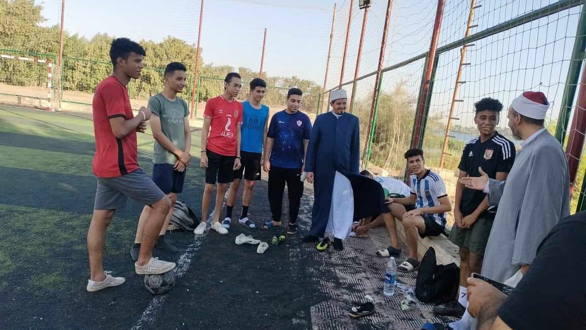 ندوات توعوية للشباب 