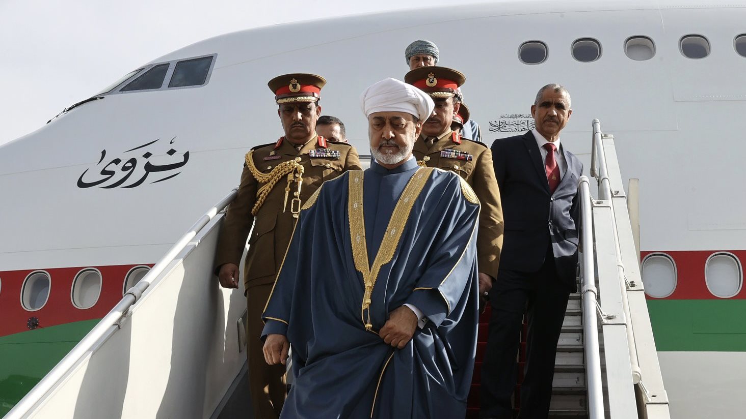 سلطان عمان هيثم بن طارق 