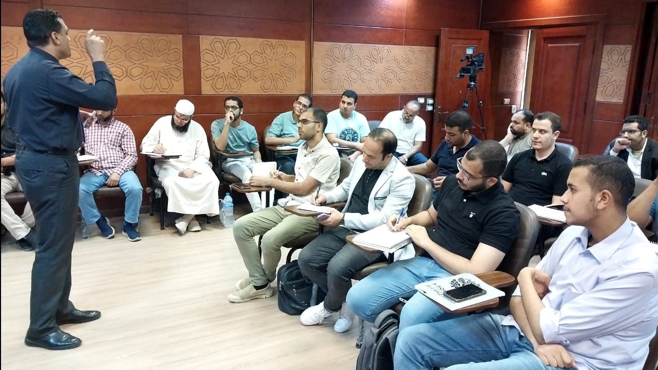 دورة إعداد معلمي اللغة العربية بمنظمة خريجي الأزهر 