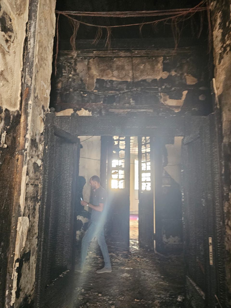حريق وزارةِ الاوقاف