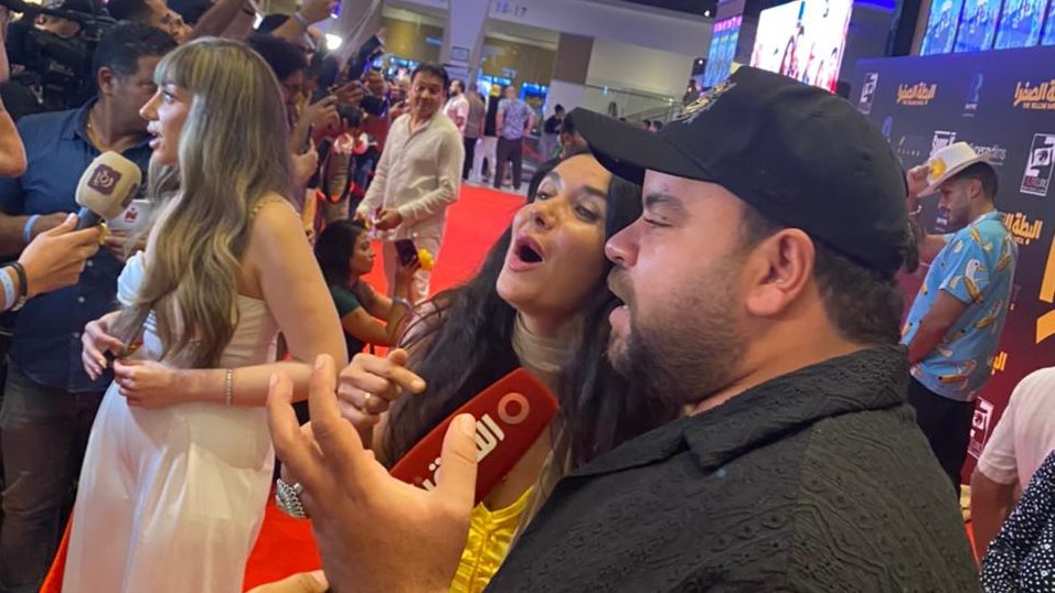 محمد عبد الرحمن وغادة عادل 