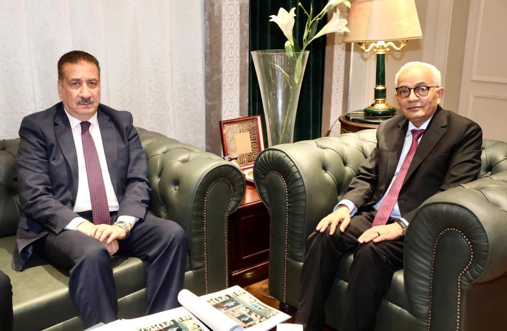 محافظ المنوفية مع وزير التربية والتعليم 