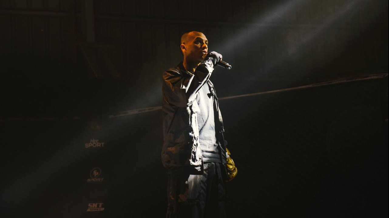 صورة من أغنية فيلم خمس جولات صورة من أغنية فيلم خمس جولات