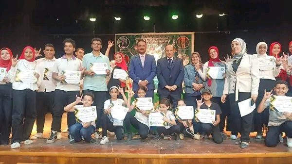 تكريم المتميزين بتعليم الجيزة