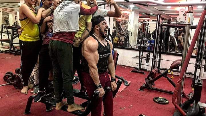 البطل المتوفى