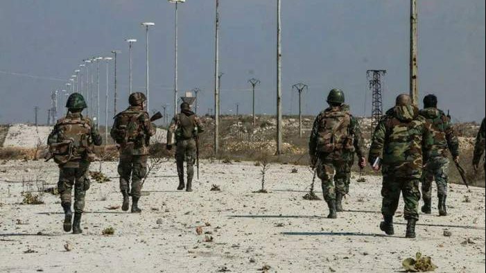 قتلى وجرحى للجيش السوري بهجوم على حافلة.