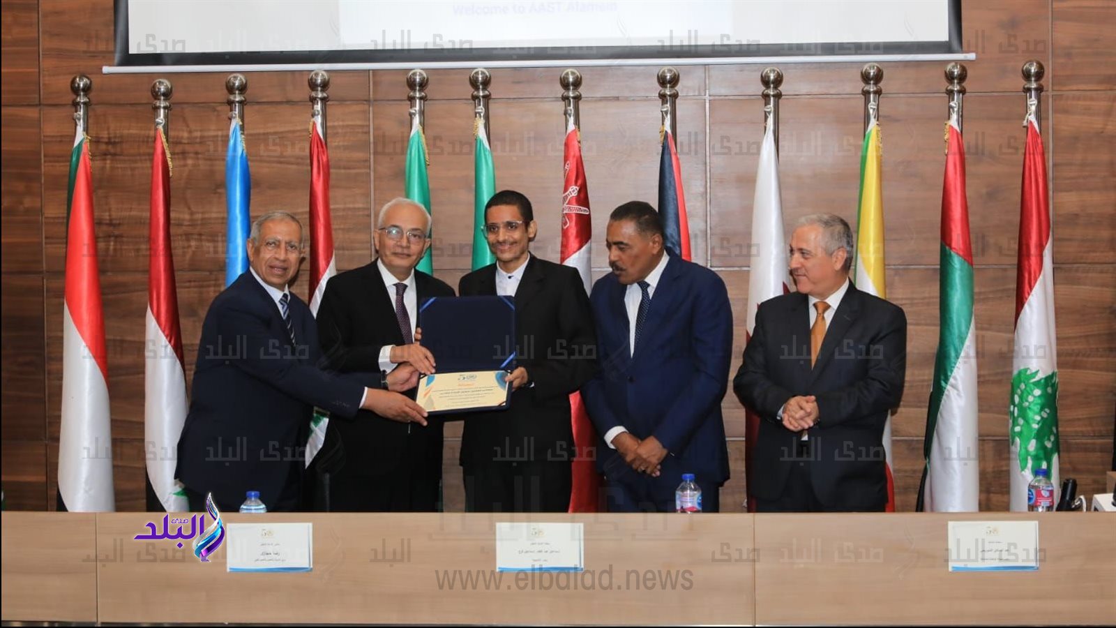 اثناء التكريم