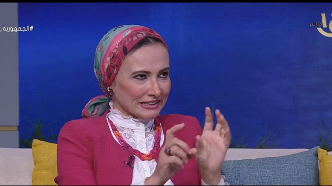 الدكتورة نشوى عقل استاذ الاعلام