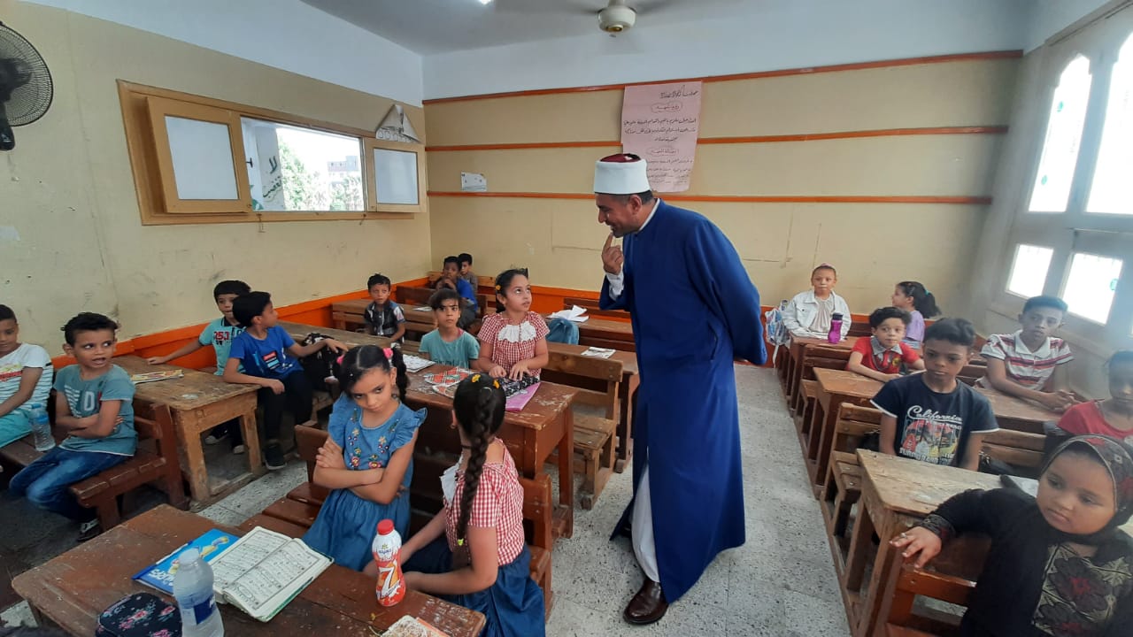 مدير الجامع الأزهر يتفقد رواق القرآن