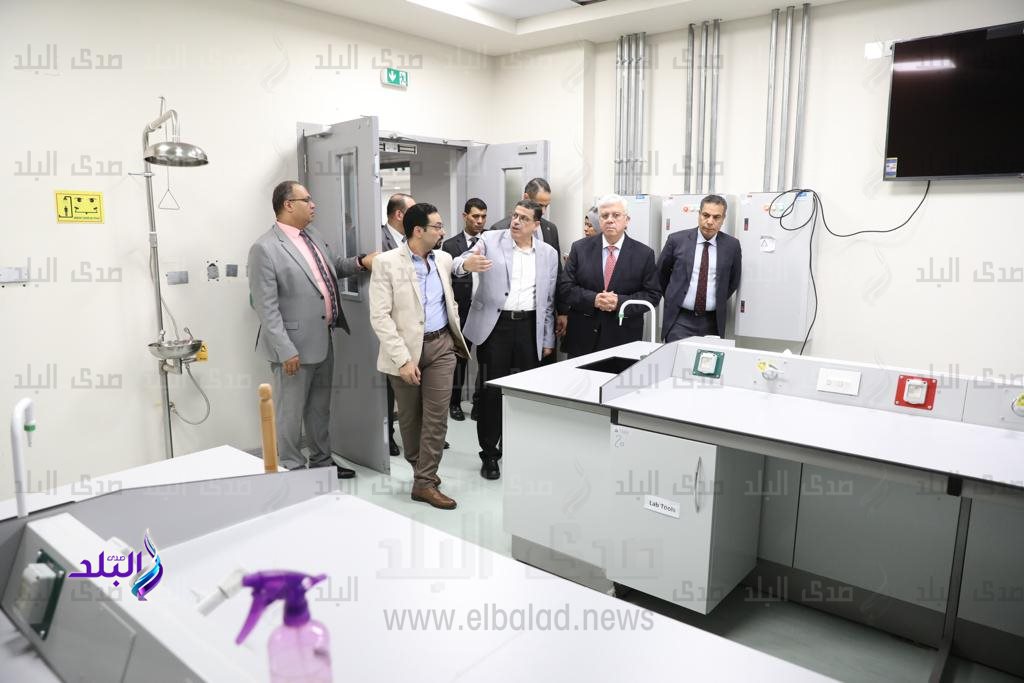 جولة ميدانية لوزير التعليم العالي والبحث العلمي بمدينة زويل للعلوم والتكنولوجيا9