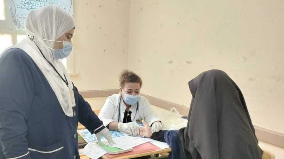 توقيع الكشف الطبي على المرضى 