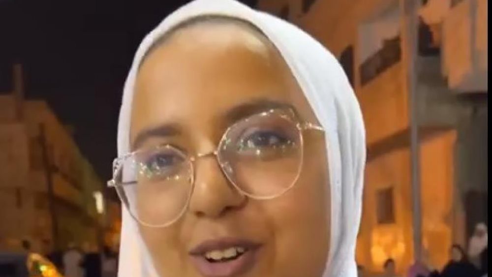 الطالبة المصرية منة الله