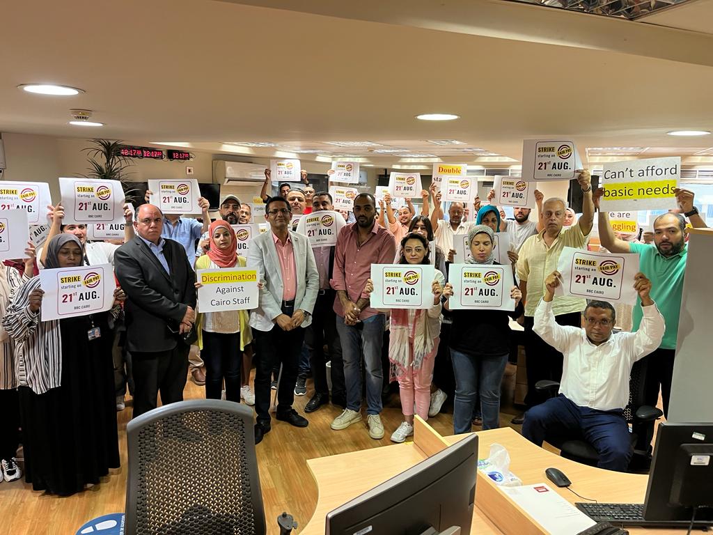 صحفيو بي بي سي يواصلون الاضراب