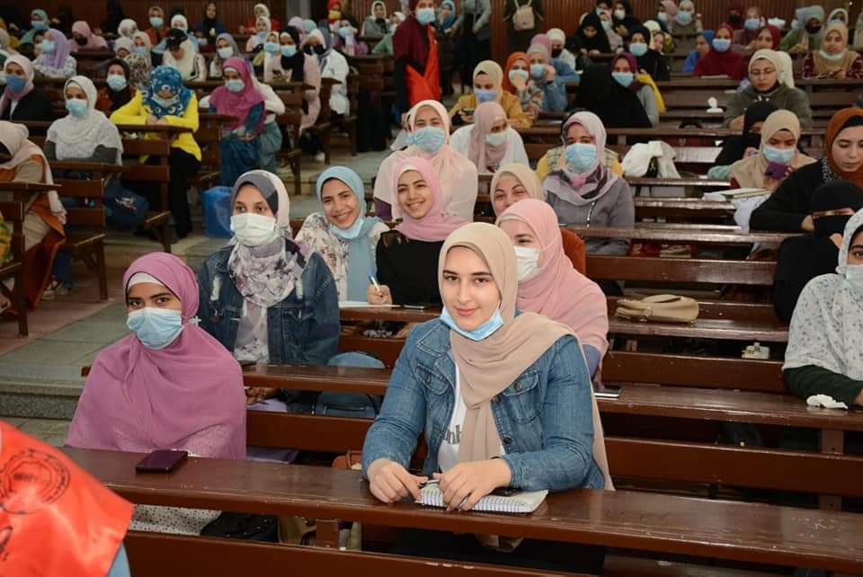 طالبات الأزهر 