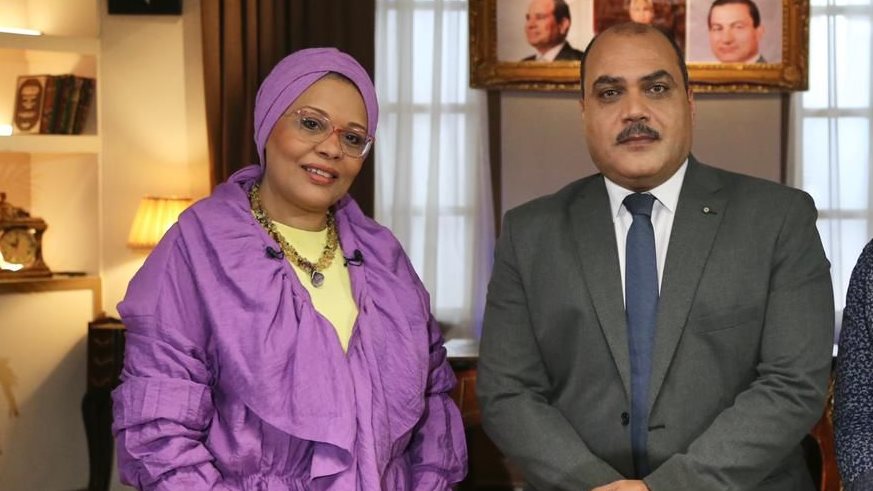  الكاتبة ناهد إمام