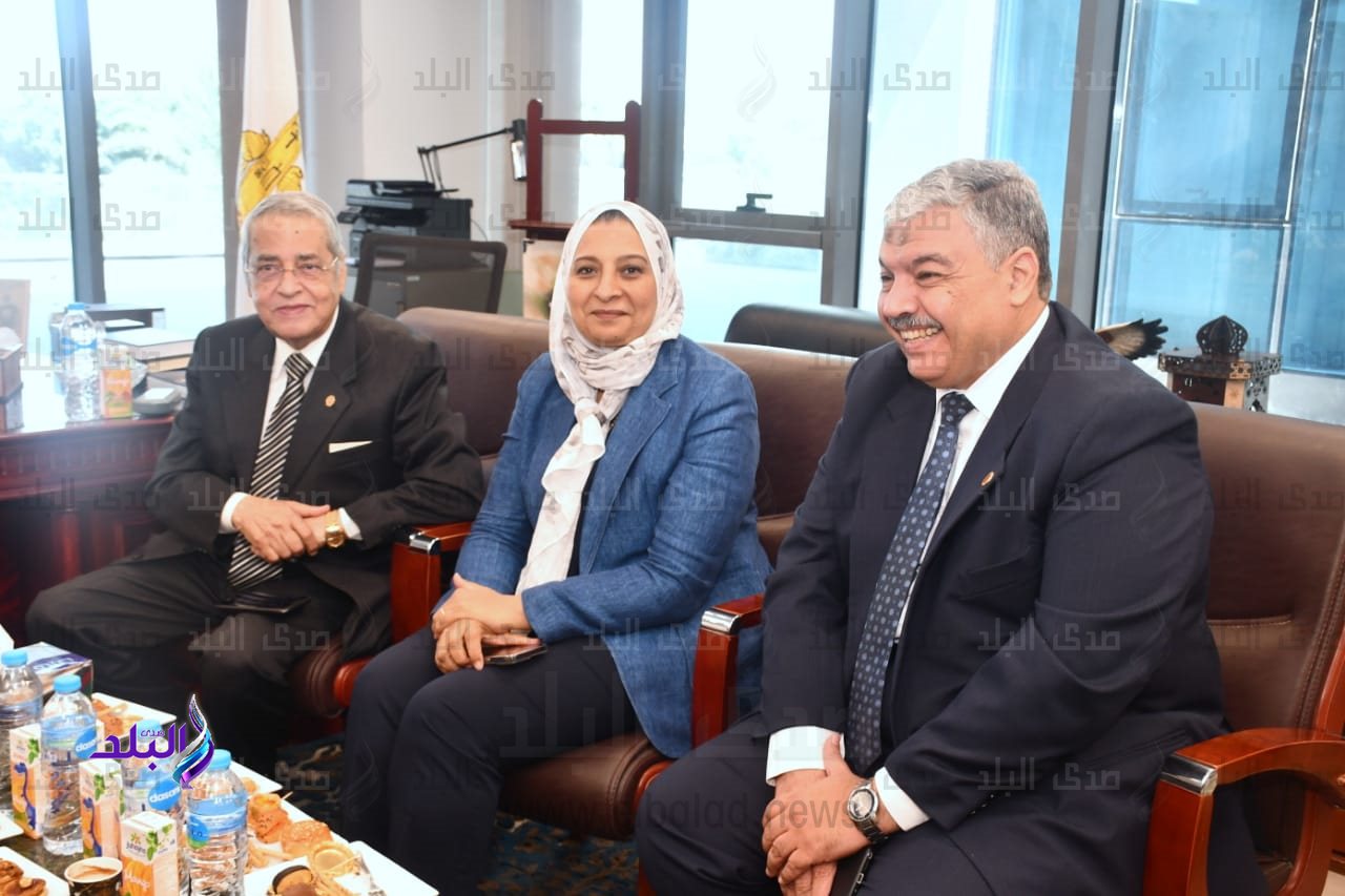 اتفاقية تعاون بين جامعة عين شمس ومركز العلوم العربي للخدمات الجامعية والتدريب بالإمارات4
