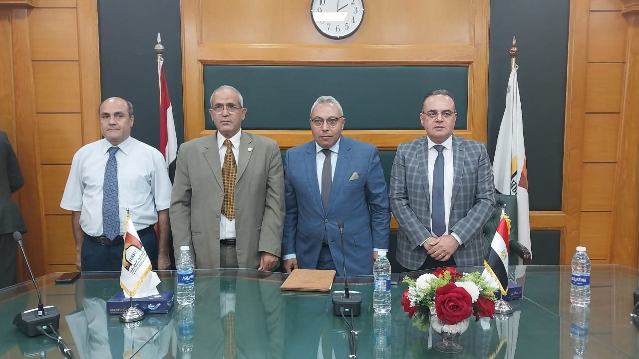 جامعة القاهرة الجديدة التكنولوجية توقع بروتوكول تعاون 