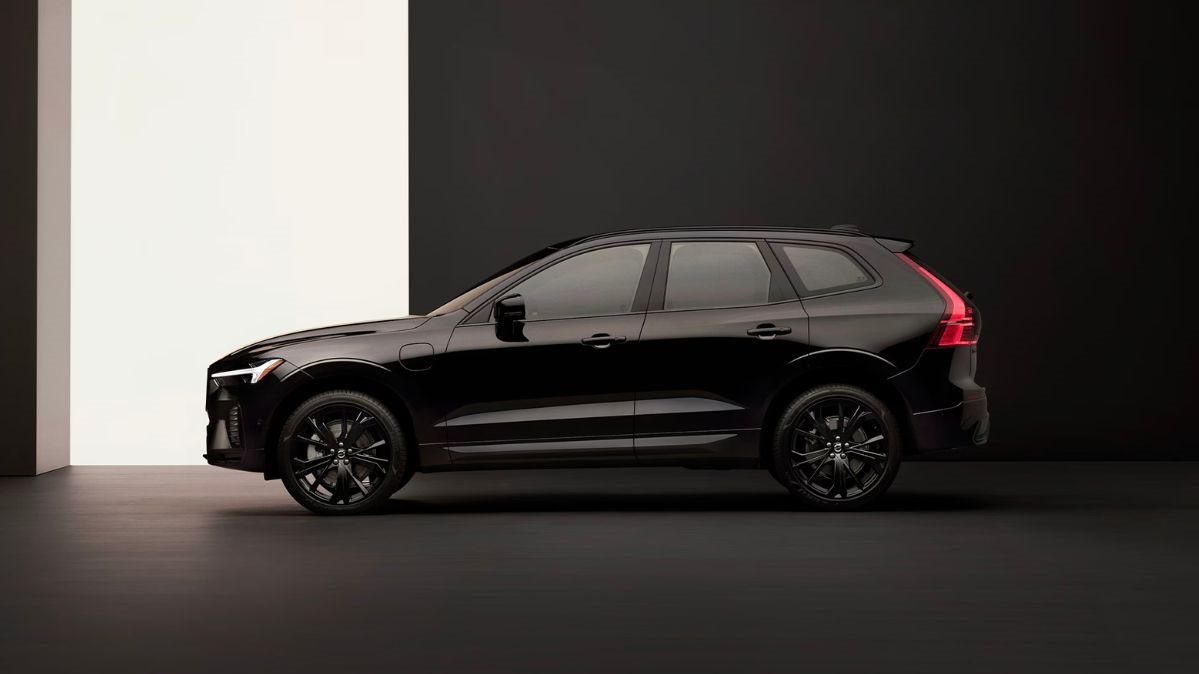  فولفو XC60 BLACK EDITION