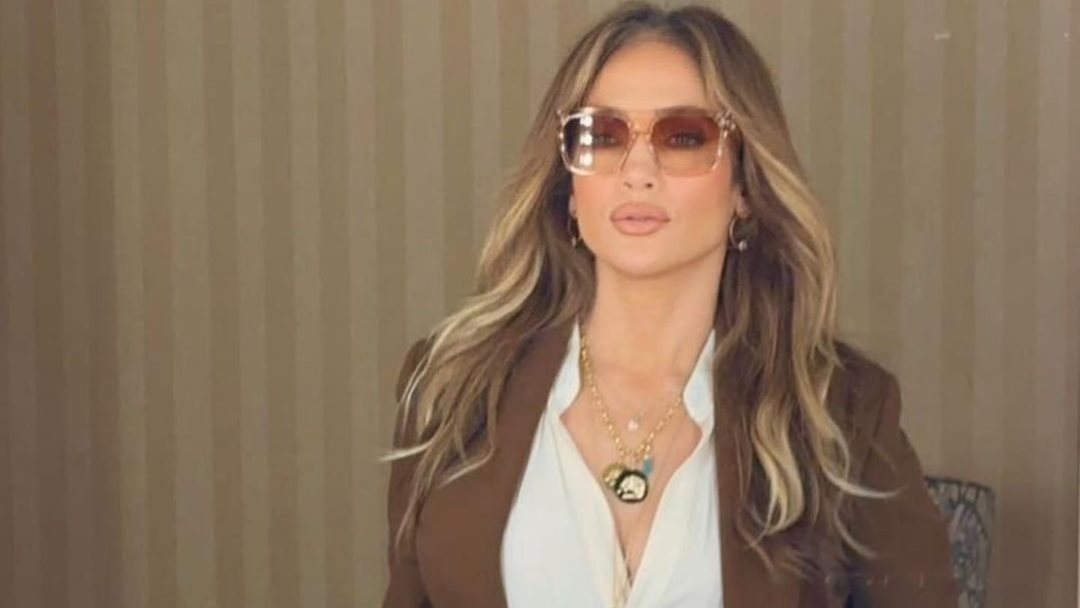 النجمة العالمية جينفير لوبيز