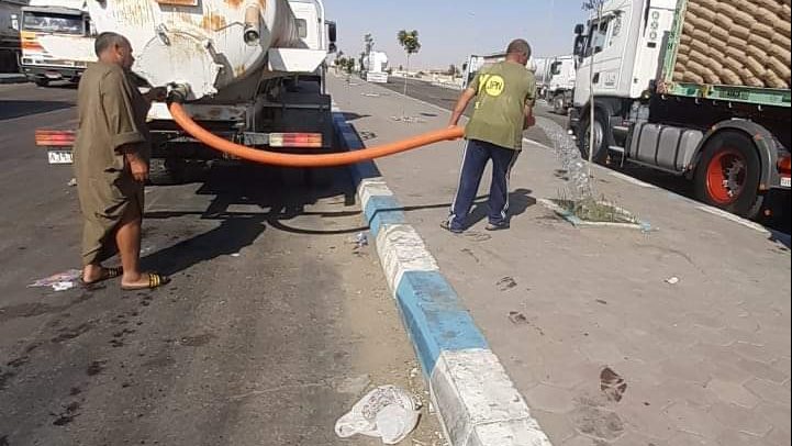 ري الأشجار بشوارع مدينة الحسنة