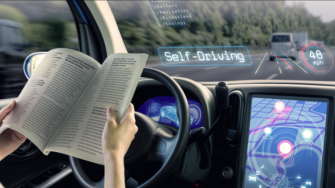  السيارات ذاتية القيادة تحتاج إلي رخصة أم لا