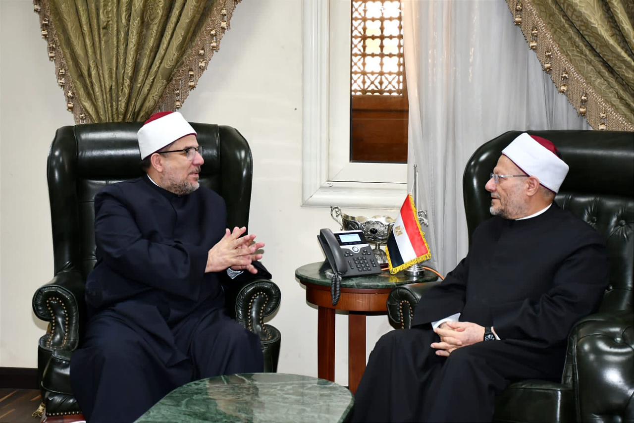 وزير الأوقاف ومفتي الجمهورية