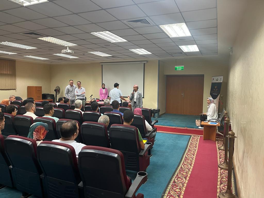 جامعة عين شمس 