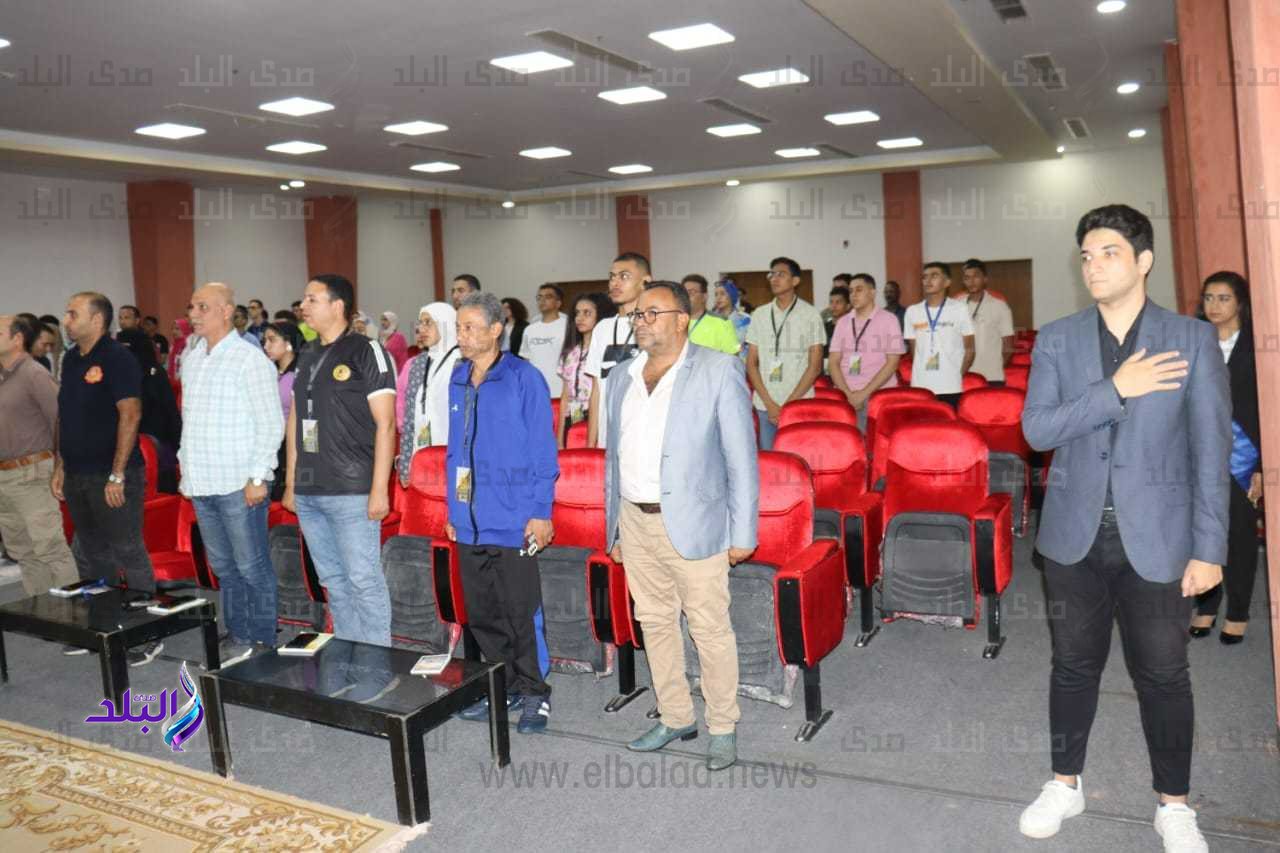  انطلاق الجلسة الافتتاحية 