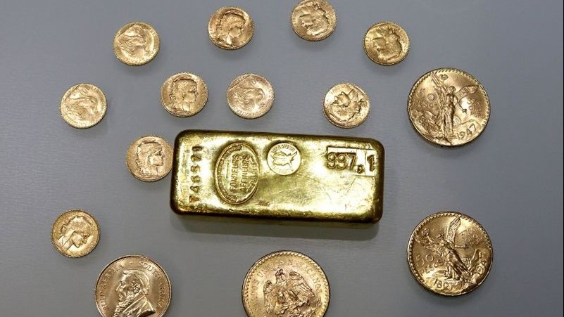 الذهب يتجه لمكاسب أسبوعية جديدة رغم التراجع