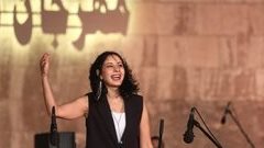 نسمة عبد العزيز 