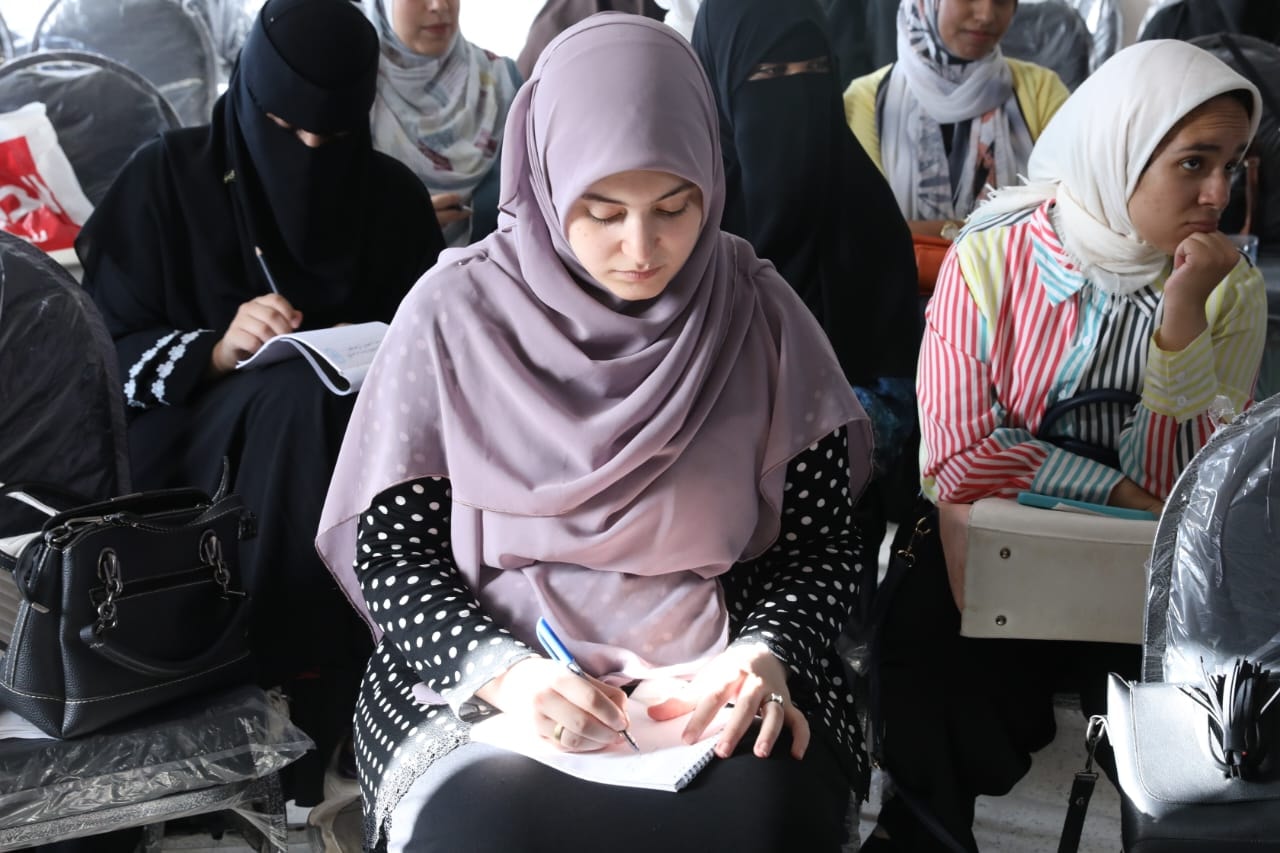 المرأة