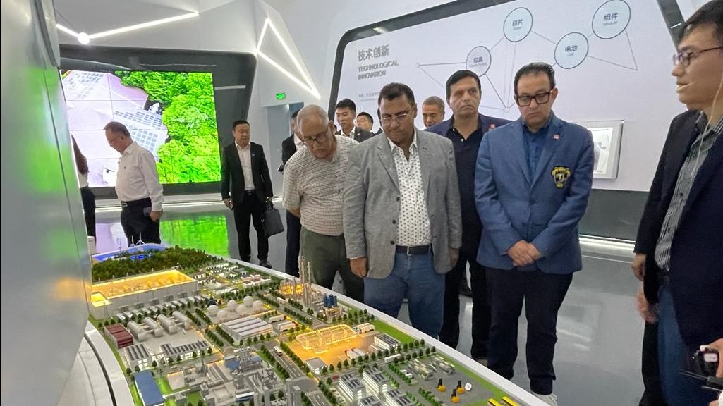 جولة وفد البرلمان العربي في الصين 
