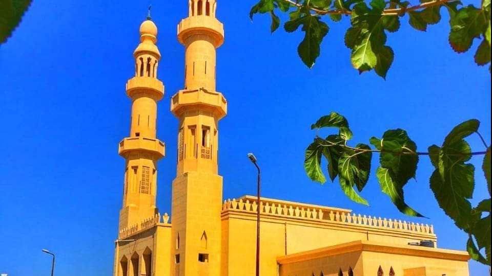 مسجد المجمع الإسلامي بحي المساعيد مدينة العريش 