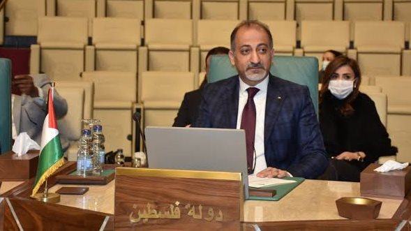 السفير مهند العكلوك 
