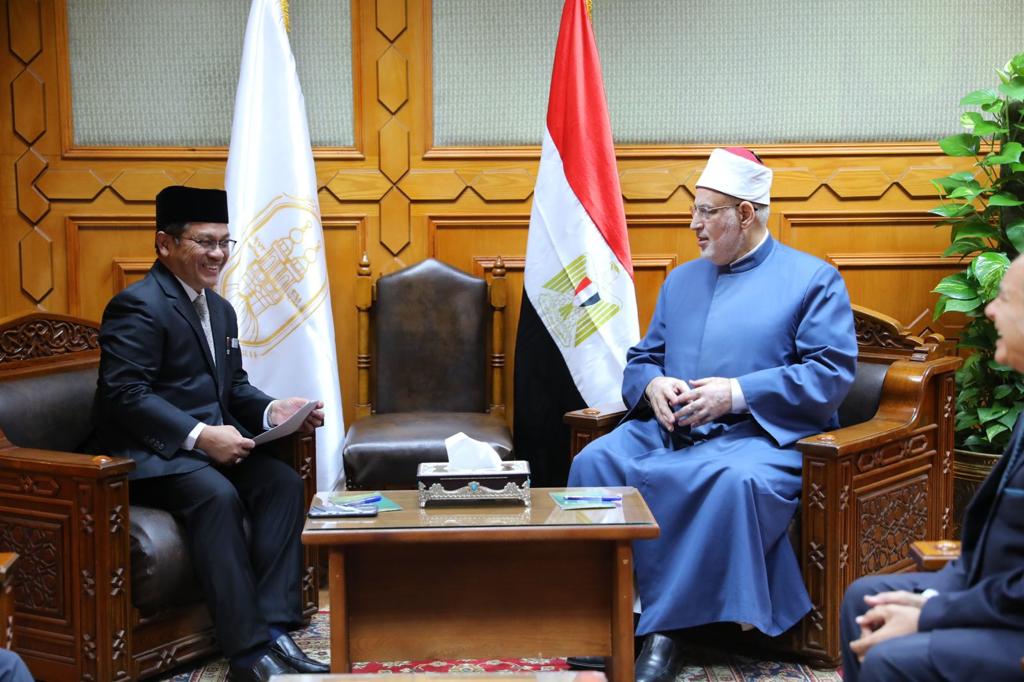 وكيل الأزهر يستقبل وزير الشئون الدينية بماليزيا