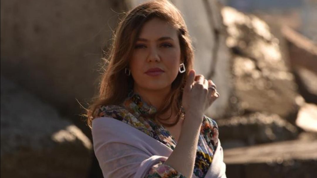 الفنانة رحمة حسن